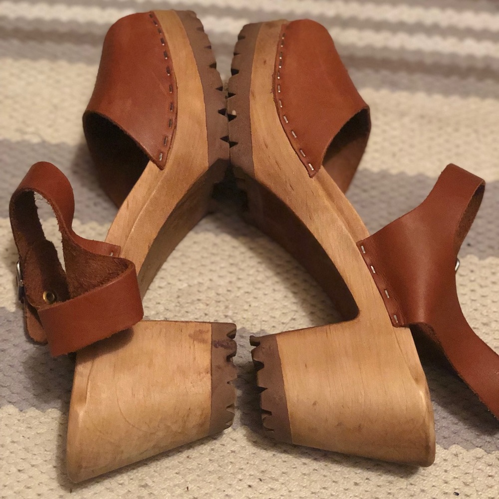Swedish Clogs in Cognac